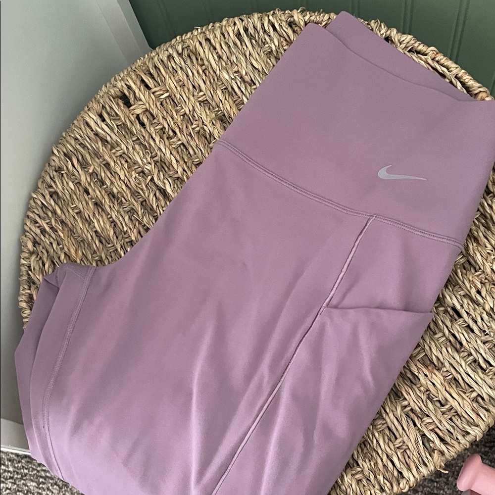 Nike Mauve Active Leggings